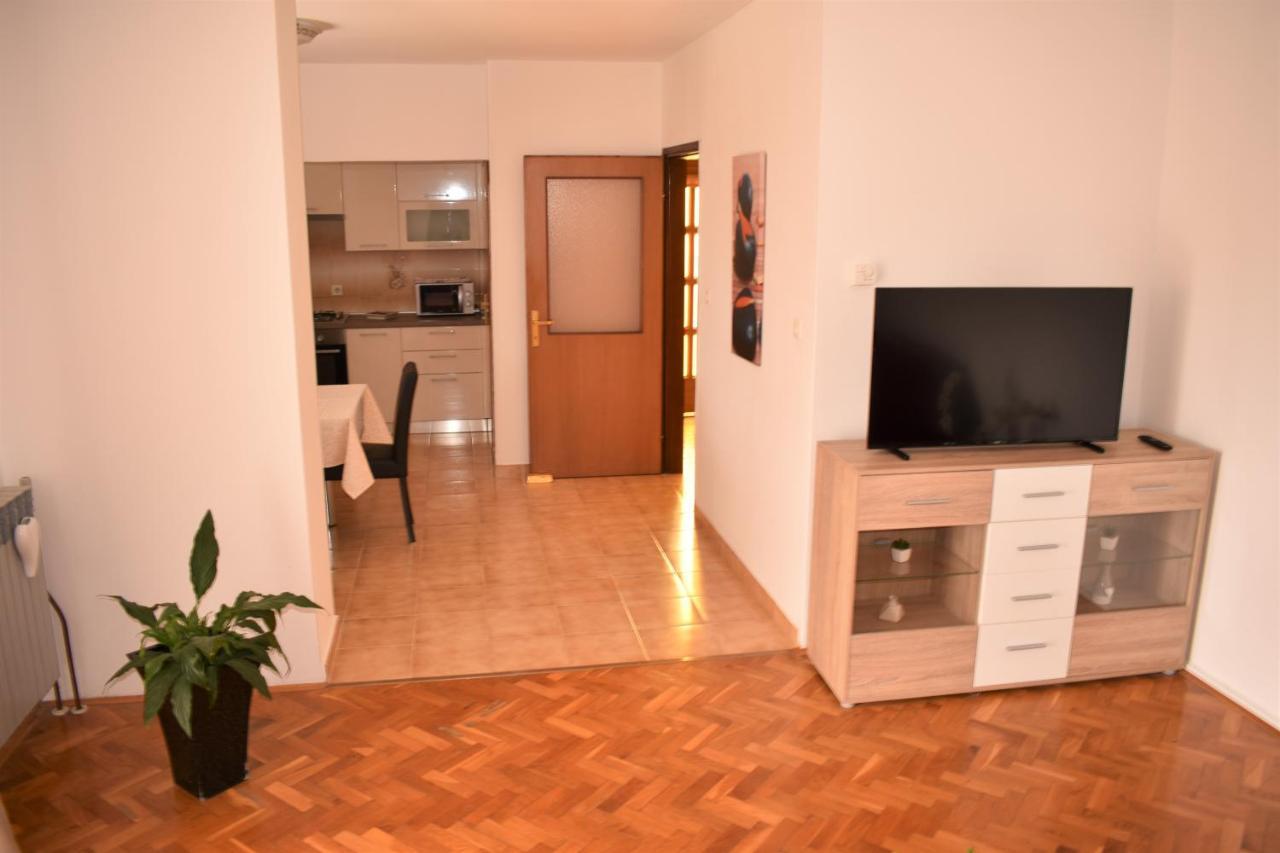 Apartman Mirela Rovinj Bagian luar foto